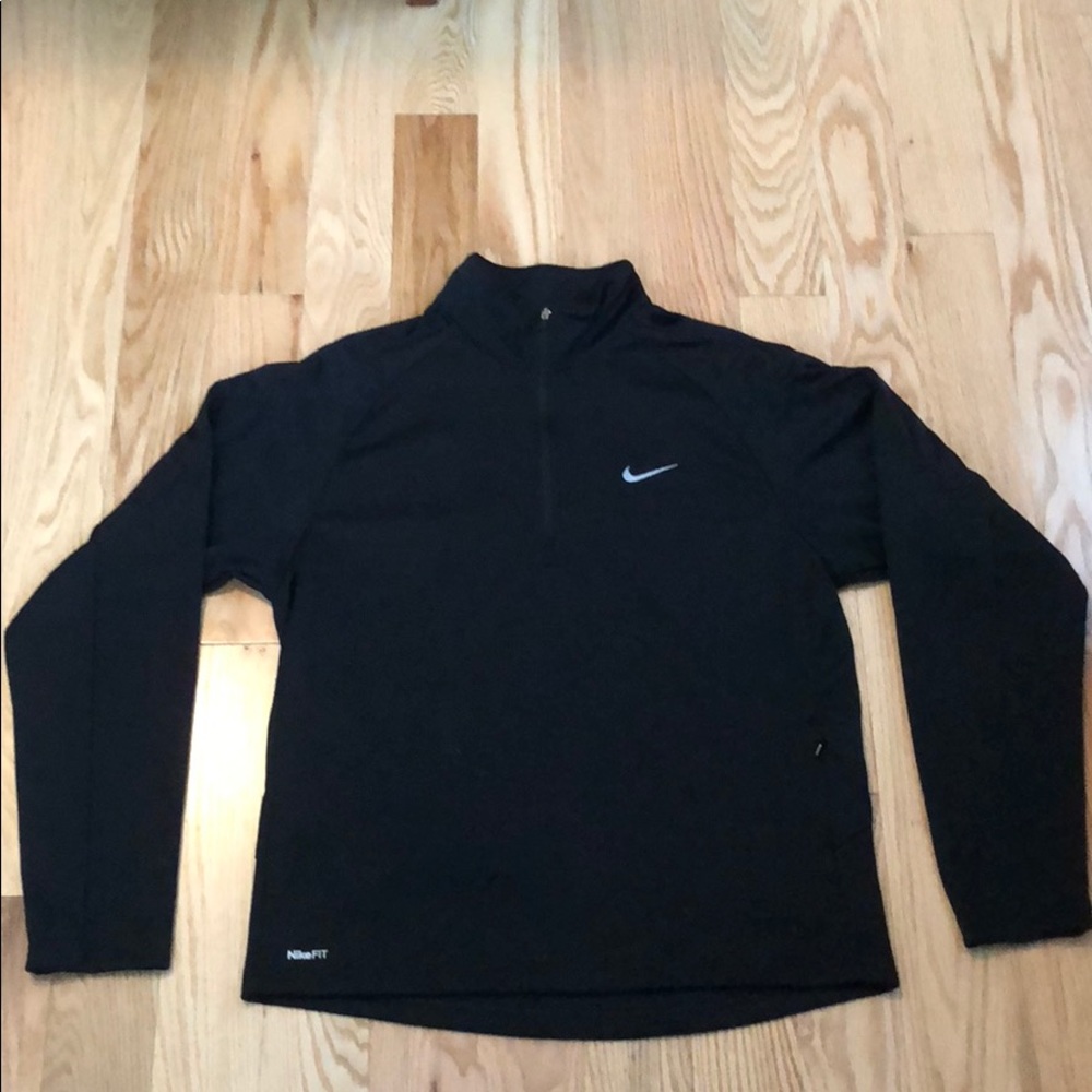 Men’s Nike Quarter zip size medium